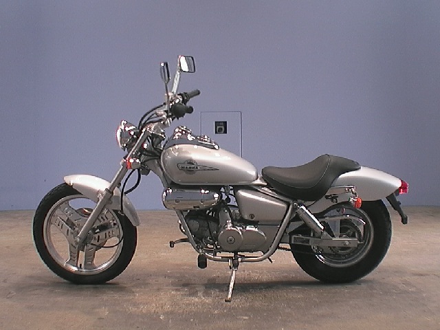 Купить мотоцикл Honda Magna50 1996 фото 3